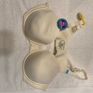 Vanity fair bra style 76380 size 42C  NWT